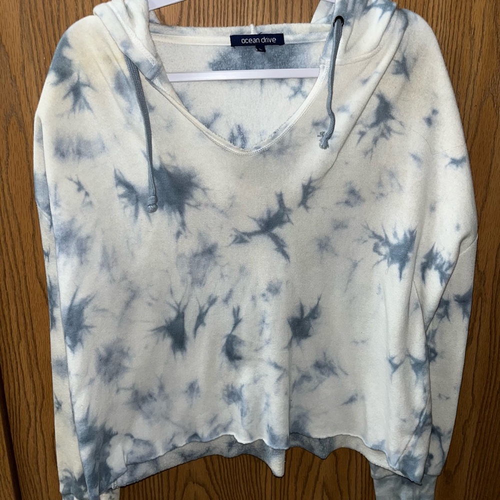 Ocean Drive Tie-Dye Hoodie - Cream and Gray